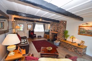 Lounge- click for photo gallery